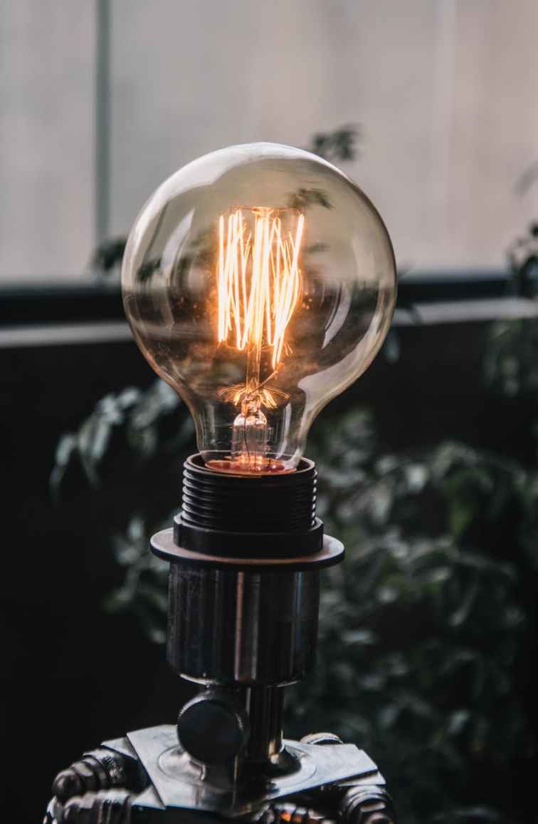 clear light bulb photo